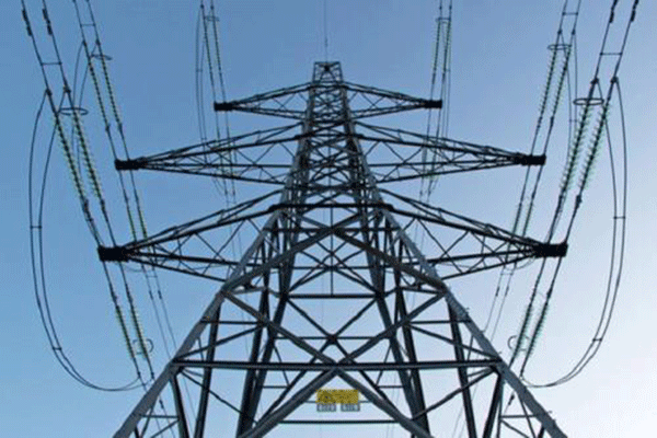 YRKK高壓電機必須承受多大的電壓？